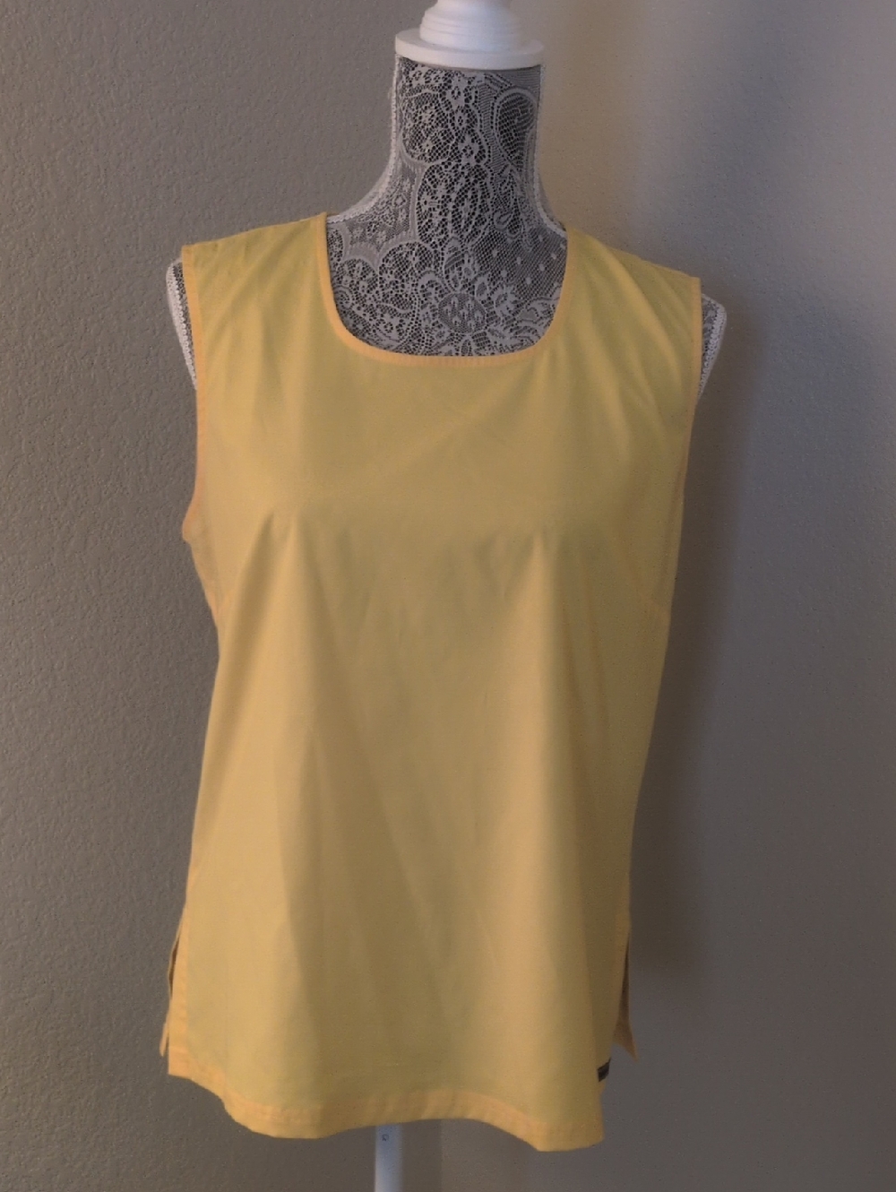Calvin Klein Jeans Yellow Scoop Neck Tank